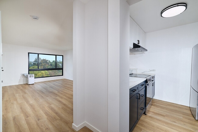 Sala de estar/Cocina - Melrose Canyon
