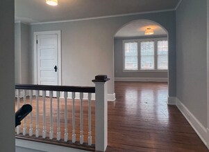 Building Photo - 458 E Maxwell St