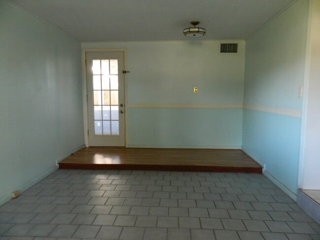 Game Room - 12 Matanzas Cir