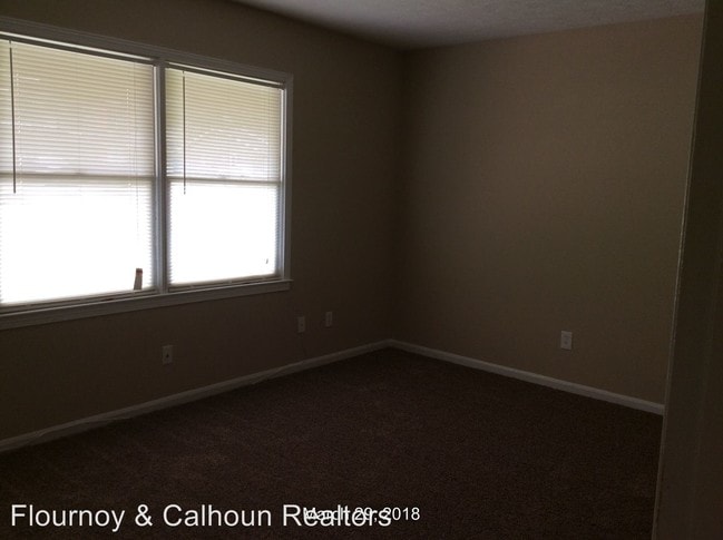 Building Photo - 6022 Warm Springs Ct
