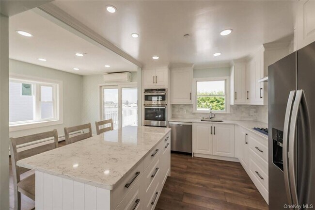 Foto del edificio - 869 Beach St