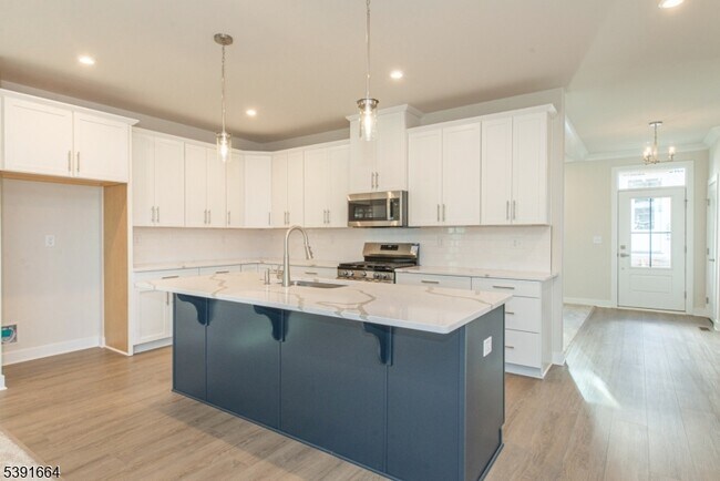 Foto del edificio - 14 Willow Ln