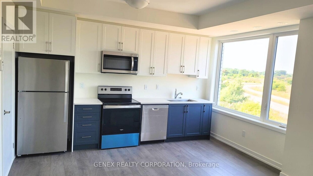 Building Photo - 160 Densmore Rd