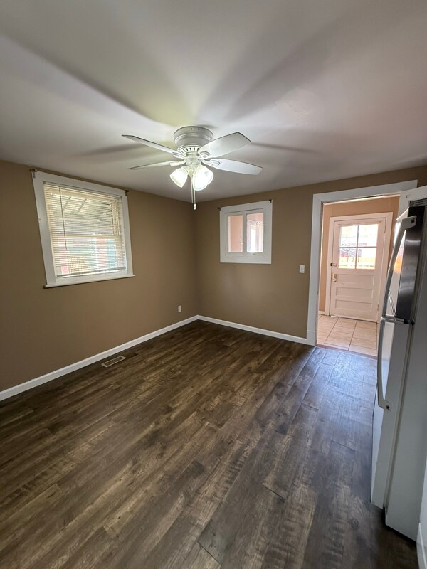 Foto del edificio - 3238 Mt Pleasant St