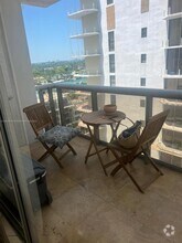 Building Photo - 6039 Collins Ave