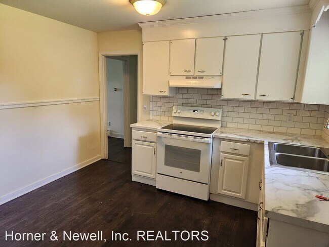 Building Photo - 2 br, 1 bath House - 2301 Druid Drive