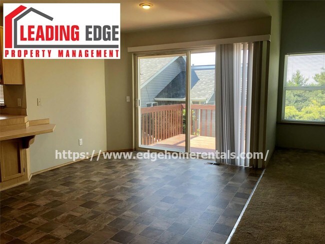 Building Photo - 1501 Sunset Place - A