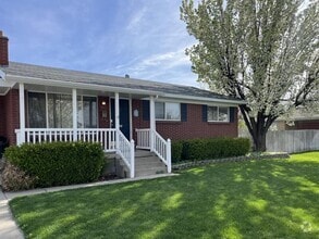 Building Photo - 187 W 1400 N