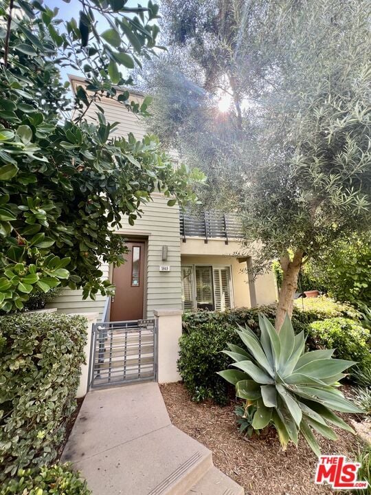 Building Photo - 5849 S Sparrow Ct
