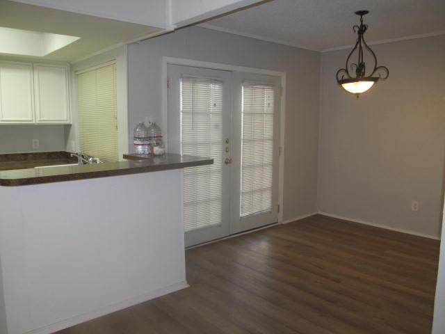 Foto del edificio - 4804 Windward Passage