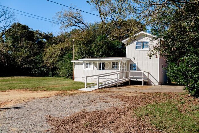 Foto del edificio - 1107 Jackson Ln