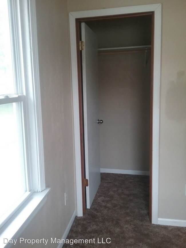 Building Photo - 2 br, 1 bath House - 119 Plummer Ave.
