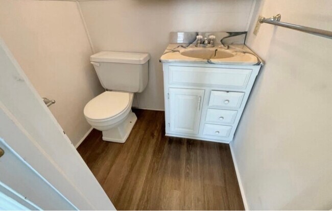 Foto del edificio - 7882 Cronus Ln