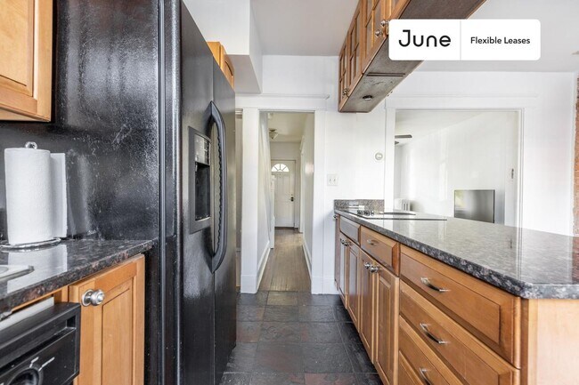 Foto del edificio - 616 Orleans Place NorthEast
