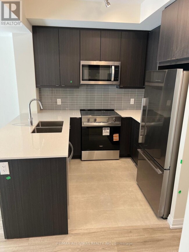 Building Photo - 3270 Sheppard Ave E
