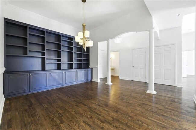 Building Photo - 1735 Peachtree St NE
