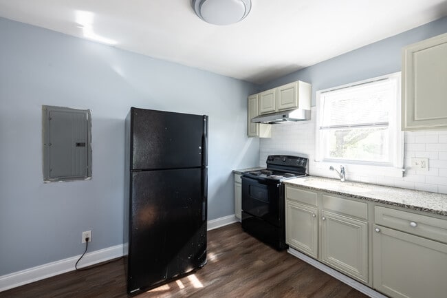 Foto del edificio - 1443 Venetian Dr SW