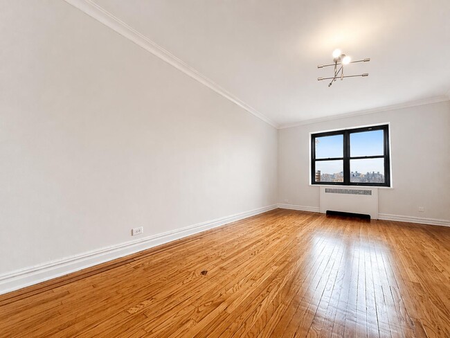 Foto del edificio - 135 W 225th St