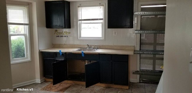 Foto del edificio - 3 br, 1 bath House - 16031 Tacoma St