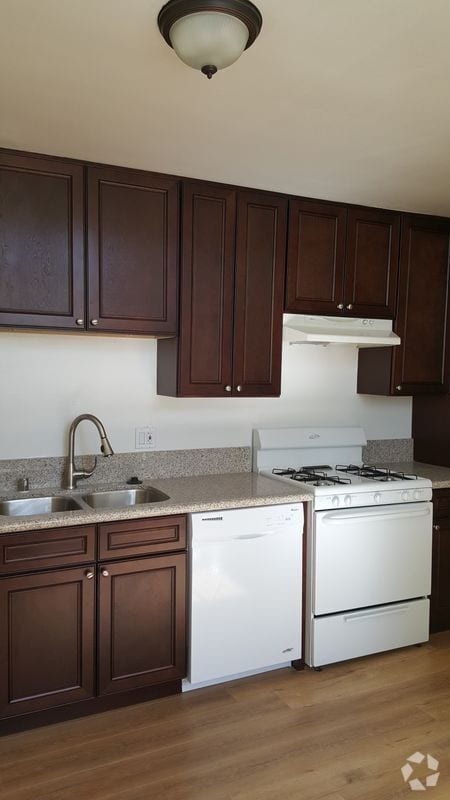 Building Photo - 933 S Manhattan Pl