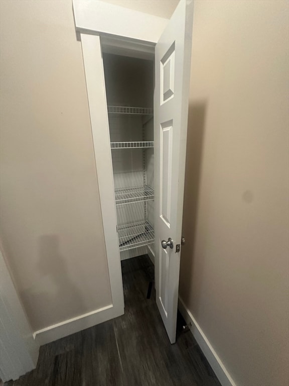 Building Photo - 105 Elm St