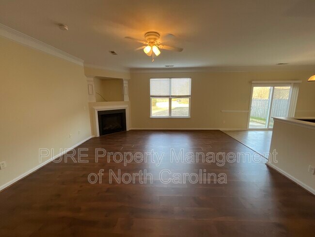 Foto del edificio - 4200 Herkimer Dr