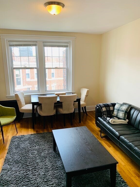 Foto del edificio - 333 Harvard St