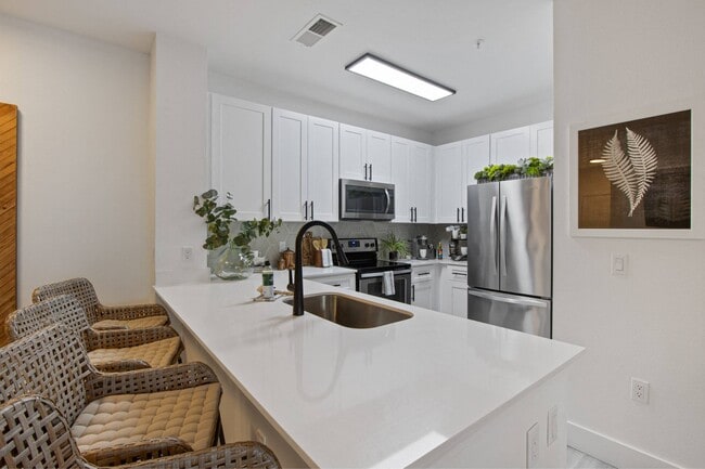 1000 West, Charleston, SC, Cocina - 1000 West