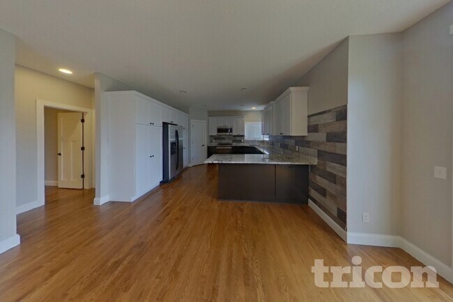 Foto del edificio - 9522 207th St W