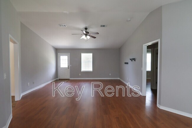 Foto del edificio - 3309 Bauer Rd