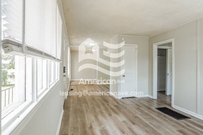 Foto del edificio - 1405 18th Pl SW