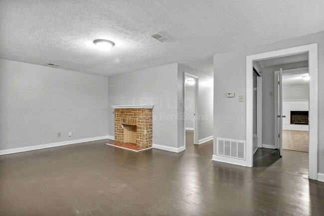 Foto del edificio - 1217 Morgan Ave