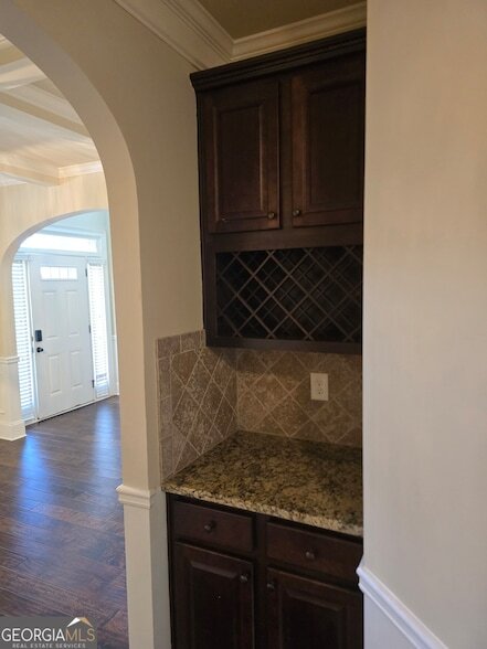 Building Photo - 330 Riverstone Dr