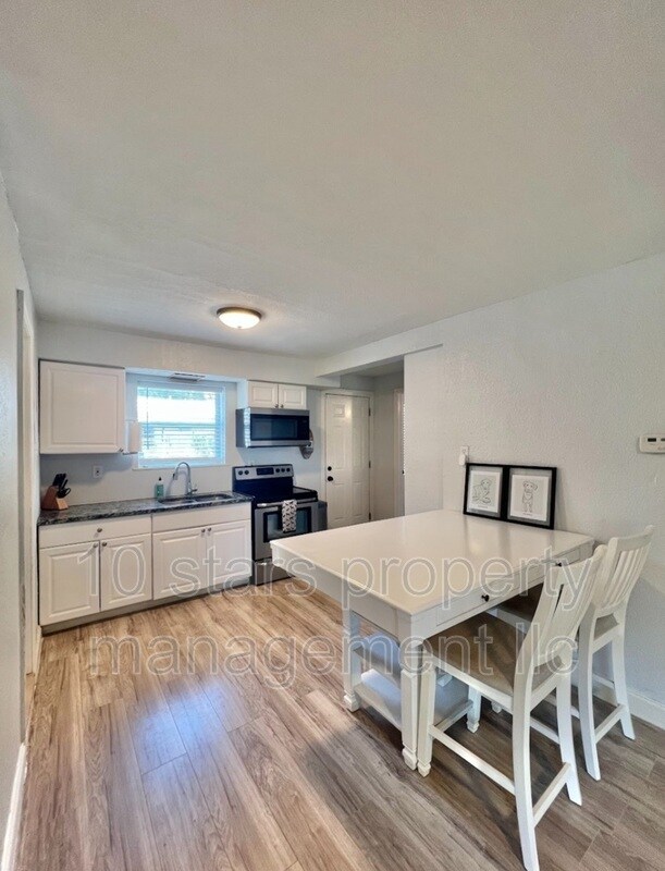 Foto del edificio - 725 21st Ave S