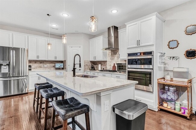 Photo - 430 Pasco Rd House