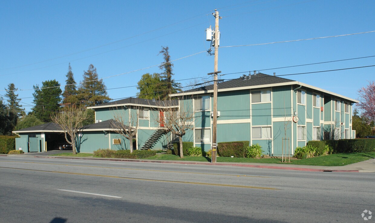 Foto principal - 7001 Eigleberry St