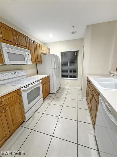 Foto del edificio - 12000 Rain Brook Ave
