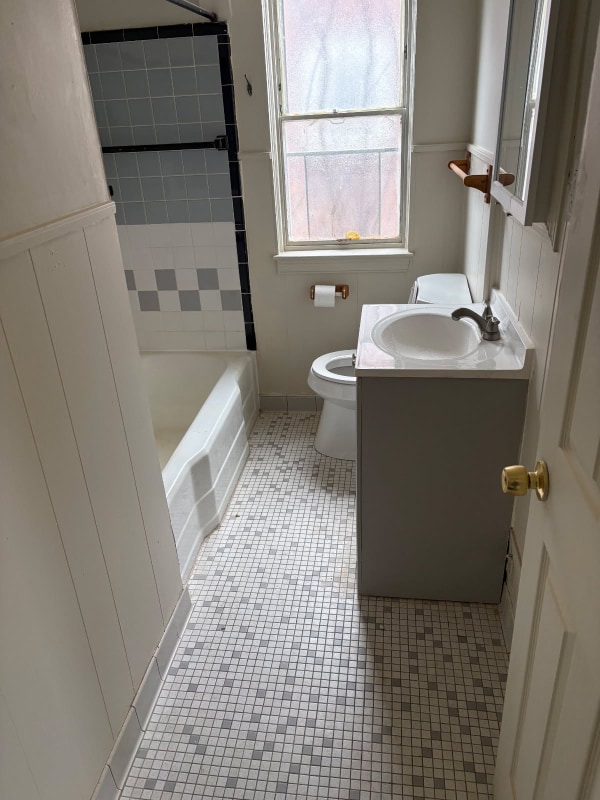 Building Photo - 19444 Lennane St