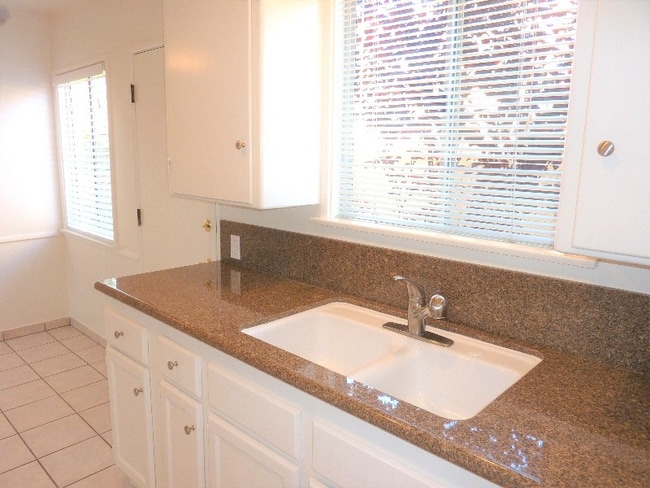 Building Photo - 4021 S Centinela Ave