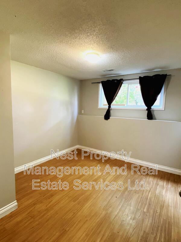 Building Photo - 2211 Quince St