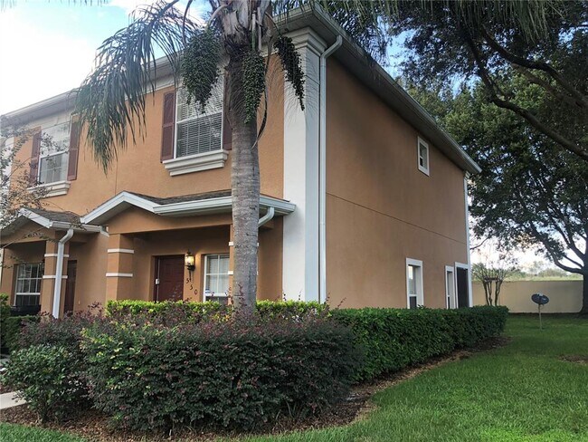 Building Photo - 550 Chelsea Dr