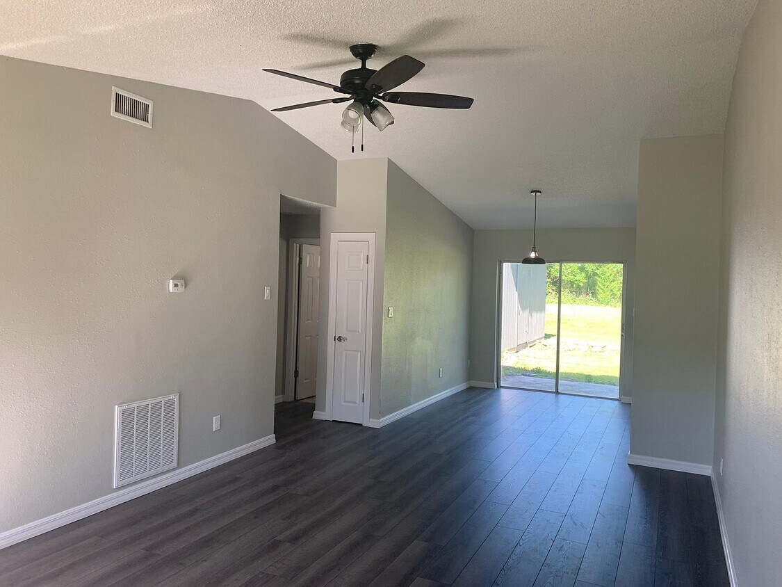 1929 Bonneville Dr, Orlando, FL 32826 Townhome Rentals in Orlando FL