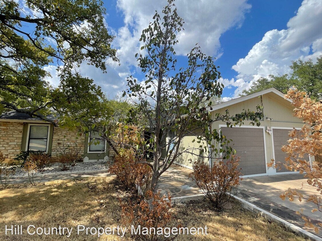 8906 Pineridge Dr, Austin, TX 78729 House Rental in Austin, TX