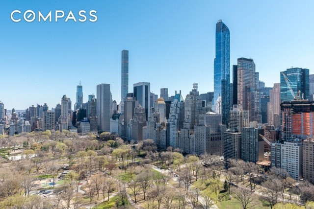 Building Photo - 25 Central Park West