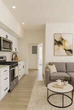 Building Photo - 4733 Cedar Ave