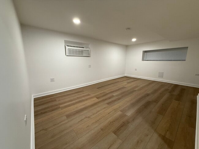 Building Photo - 3829 N Central Park Ave