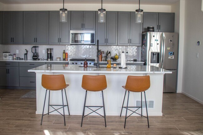 Building Photo - Modern Luxury Living: Your Upgraded Furnis...