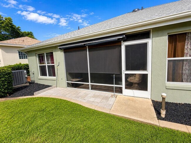 Building Photo - 1211 Cabella Cir