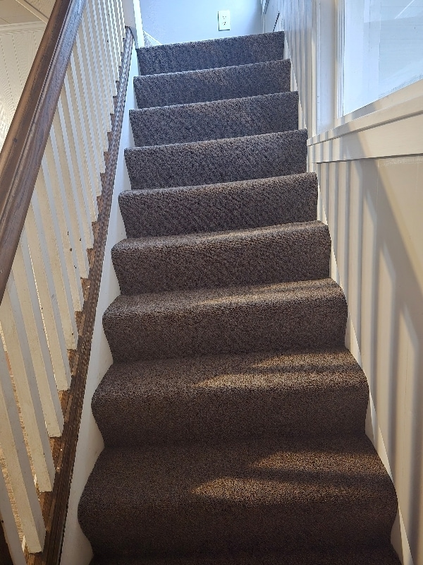 Building Photo - 2543 Mahoning Rd NE