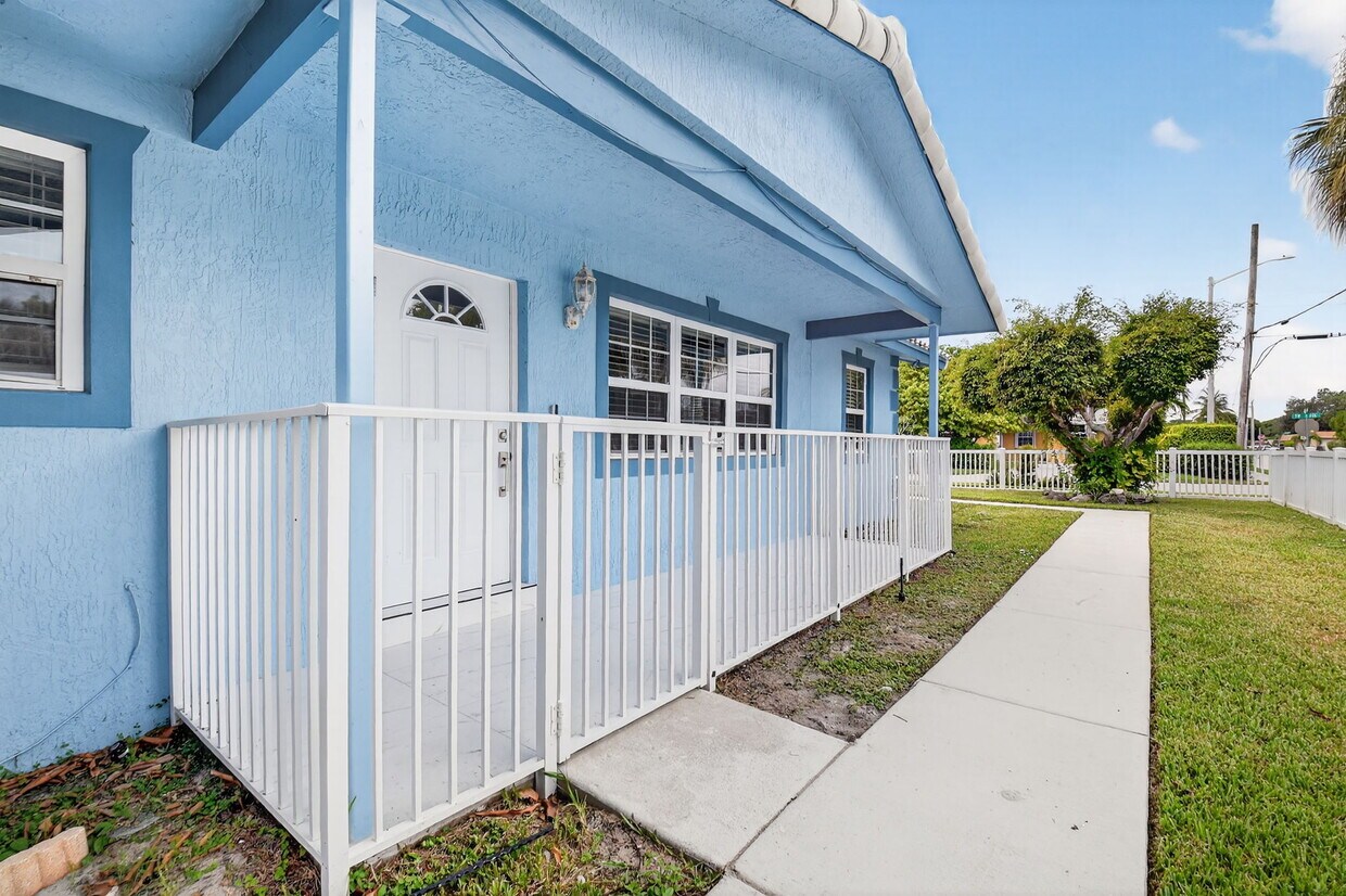 Foto principal - 601 SW 5th Ave